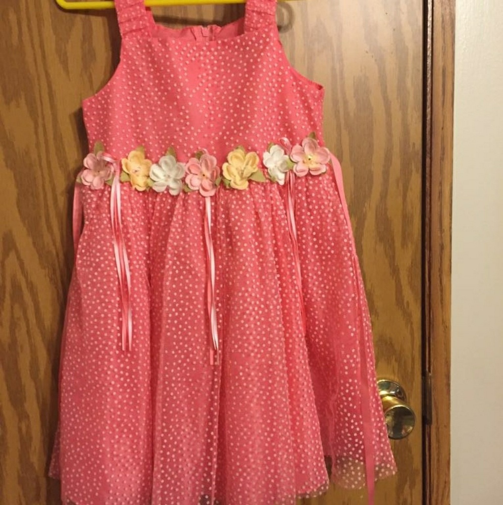 Girls dress